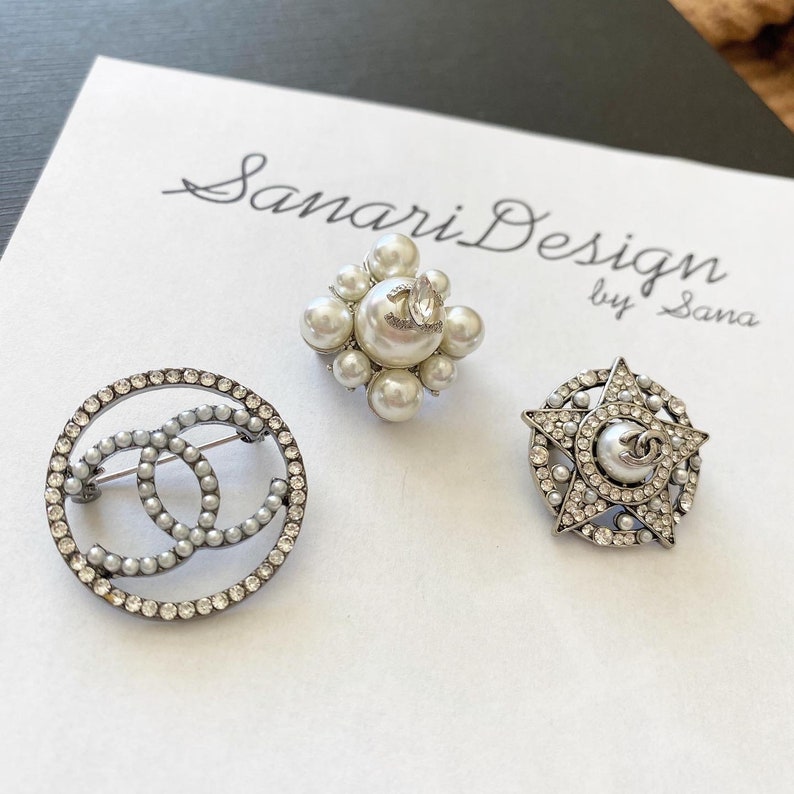 Unique Acc\u00e9nt Brooch