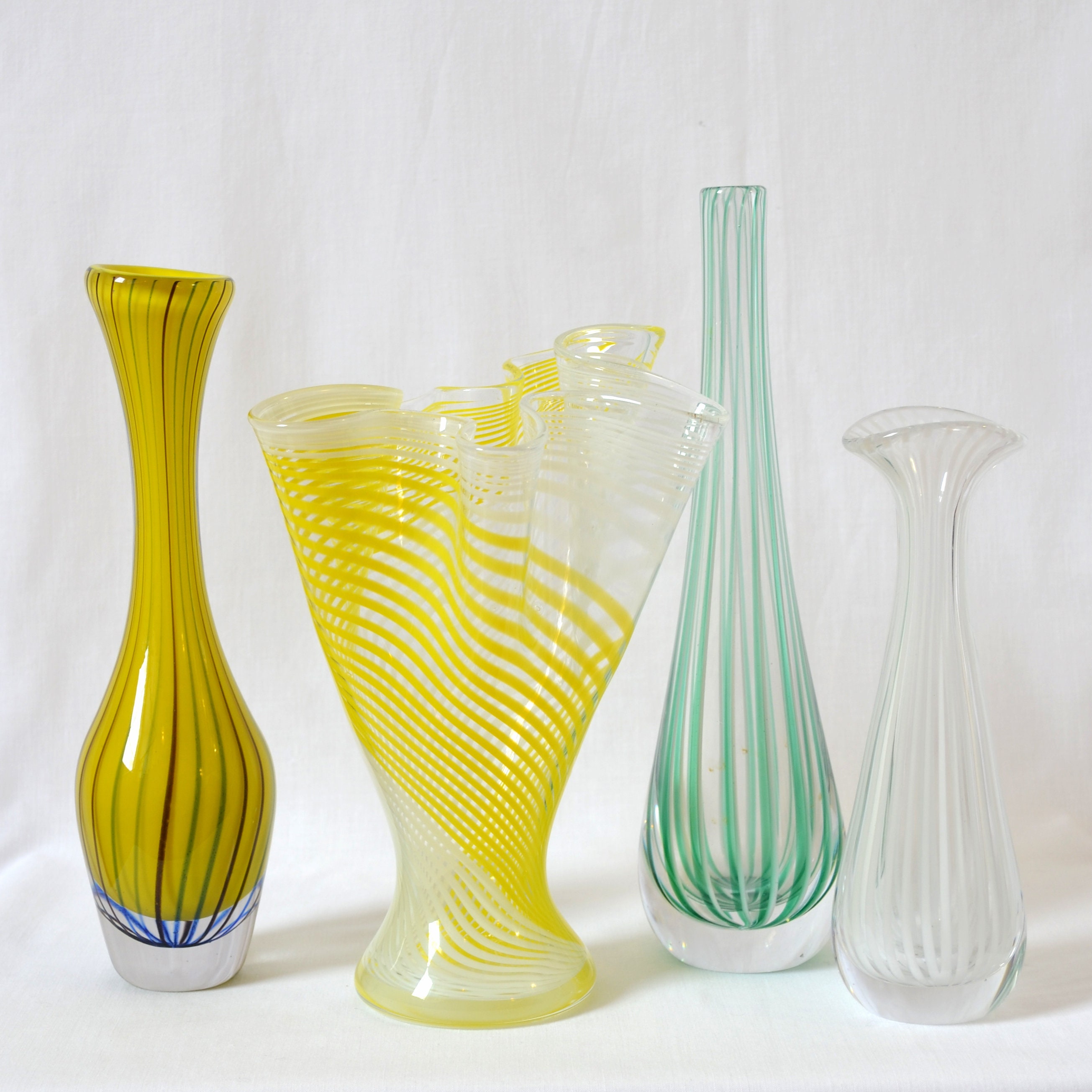 1950年代 チェコスロバキア製のヴィンテージ クリスタルガラス 花瓶 ヴィンテージ ファゾレット ストライプガラス花瓶 / チェコスロバキア