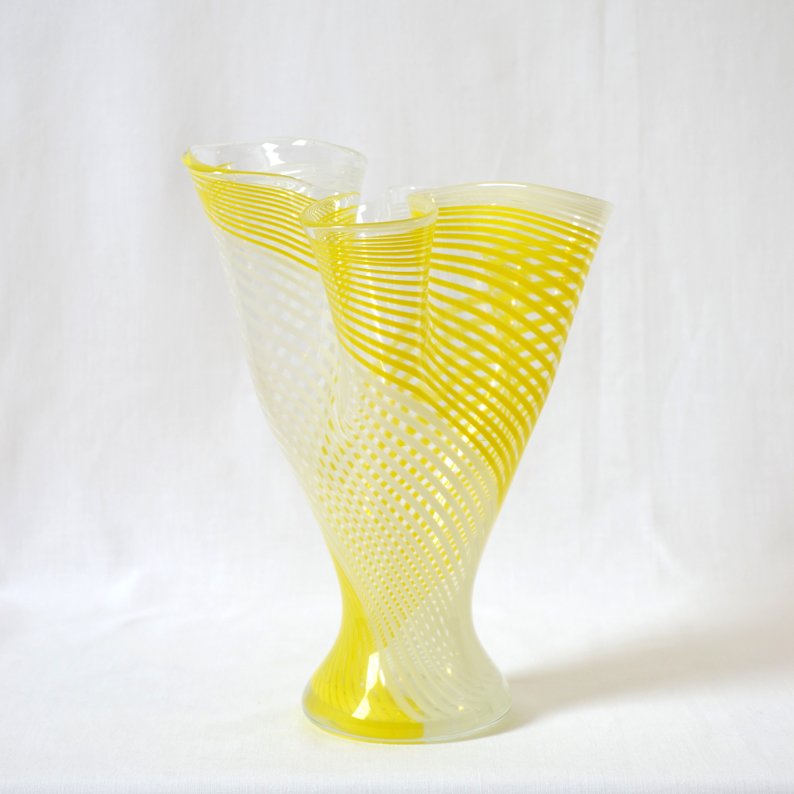 1950年代 チェコスロバキア製のヴィンテージ クリスタルガラス 花瓶 ヴィンテージ ファゾレット ストライプガラス花瓶 / チェコスロバキア