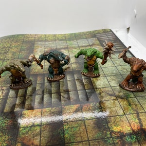 Painted Gatorman Crocodile Folk Miniature  - Tabletop RPG, Dungeons and Dragons, D&D, Pathfinder
