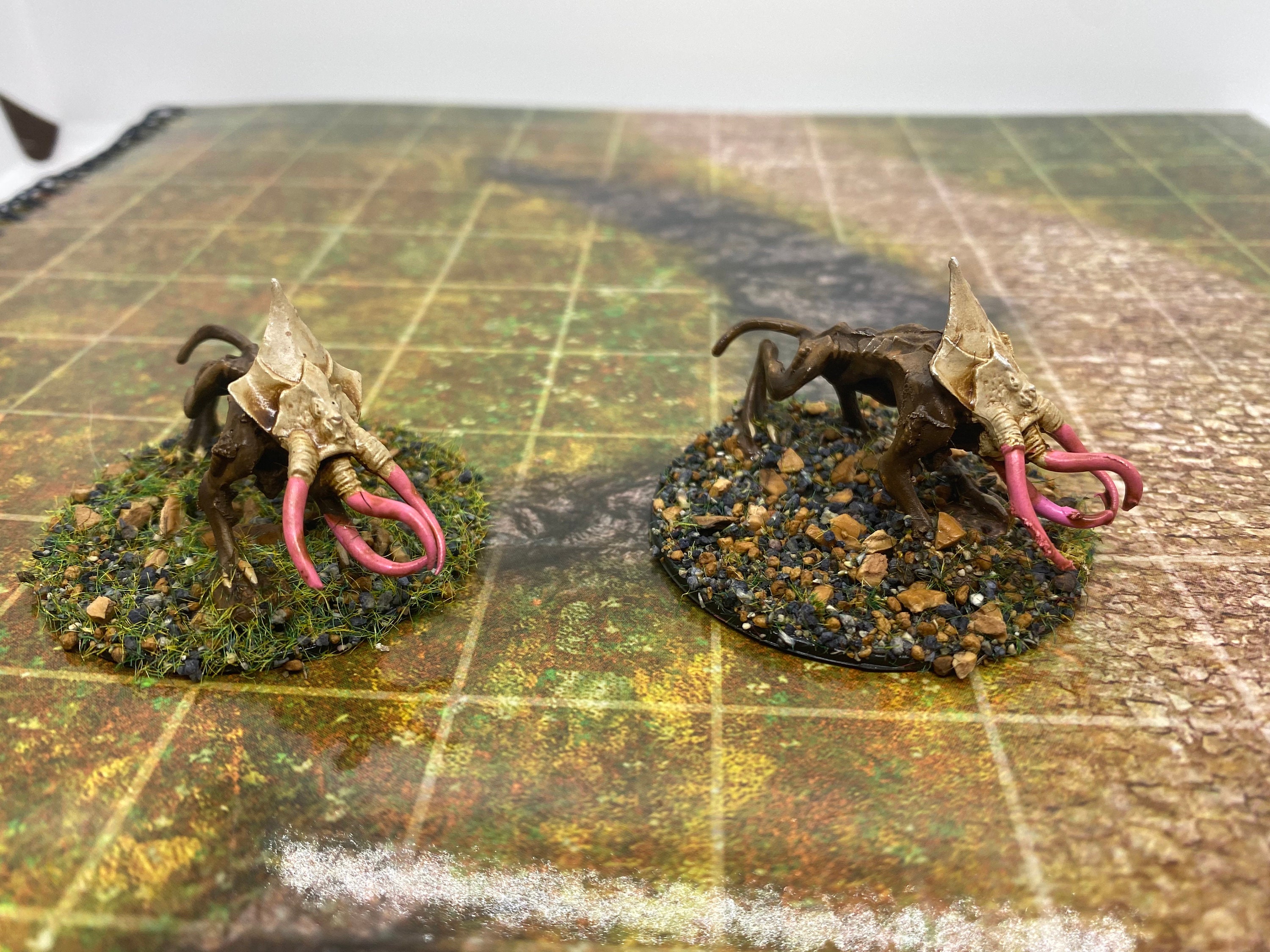 THE HOUNDS OF TINDALOS 缶バッジ ティンダロスの猟犬　レア Hand-painted Metal Hound of Tindalos Miniature - D&D, Pathfinder