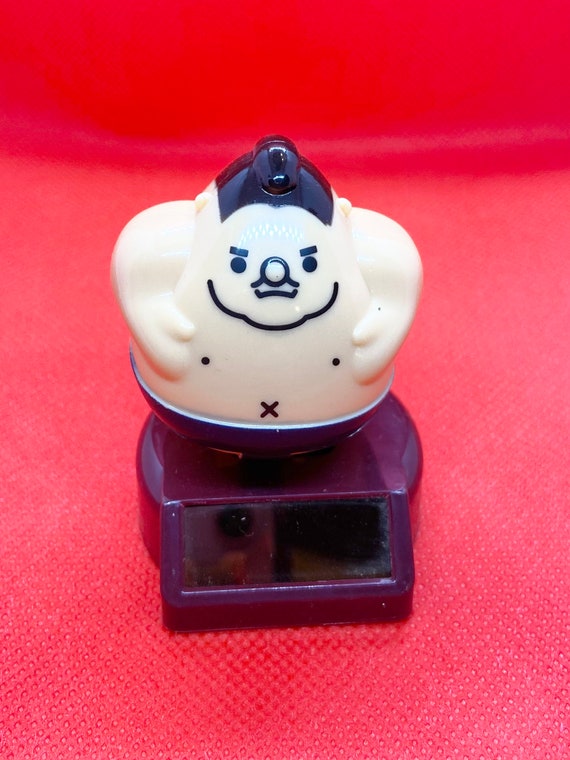 Japanische / asiatische Solar Tanzende Mini Figuren Sumo Panda Glückskatze  Wohndekor Bürodekor Solar Figur Wellende Katze - .de
