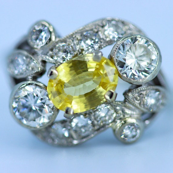 Vintage Yellow Sapphire and Diamond Ring, 2.9 car… - image 1