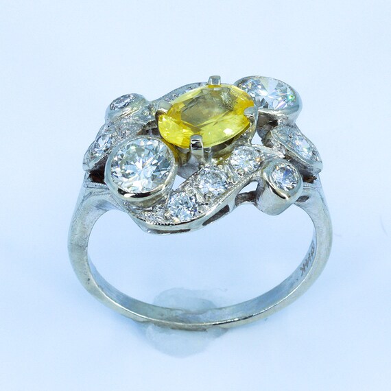 Vintage Yellow Sapphire and Diamond Ring, 2.9 car… - image 3