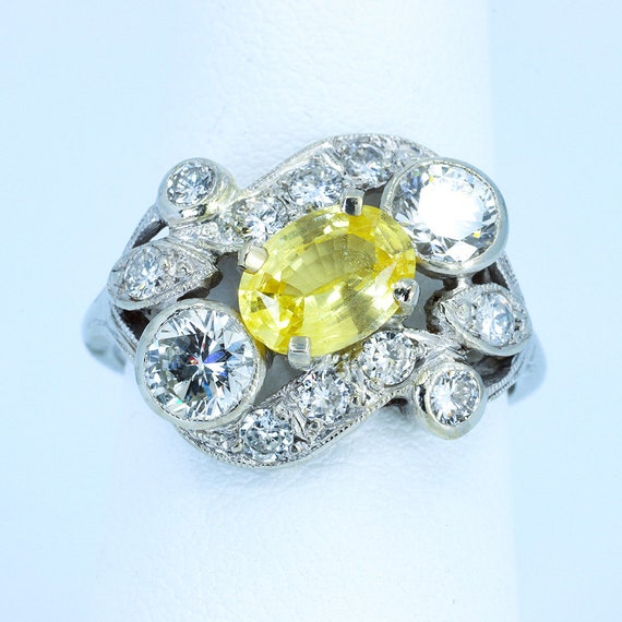 Vintage Yellow Sapphire and Diamond Ring, 2.9 car… - image 5