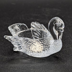 Mosser Glass Clear Swan Open Salt Cellar