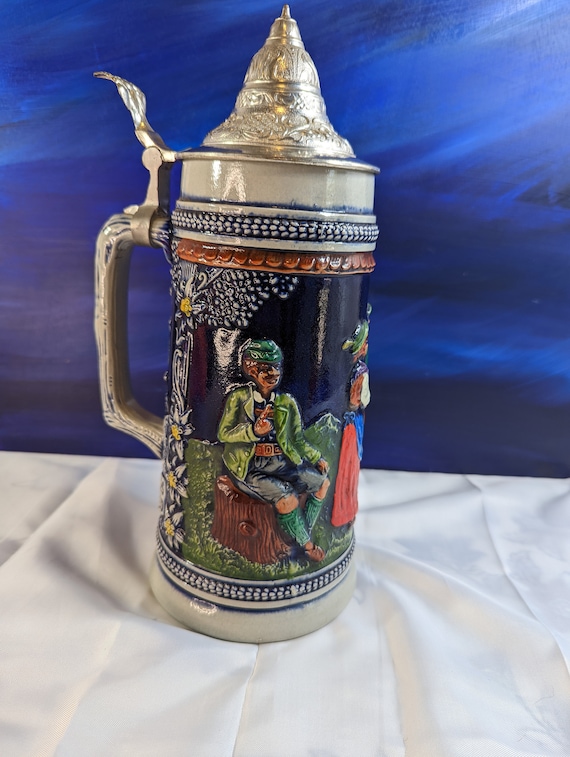 Gerz Lidded Beer Stein, Gute Waid Jagers Freud, 18oz, 11