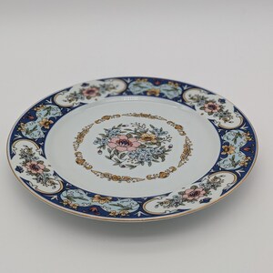 Remington Dinner Plate - Vintage Fine China Red Sea Blue Spring Garden