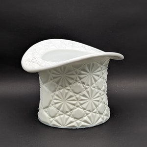 Fenton Vintage Milk Glass Daisy and Button Top Hat Cigarette Holder