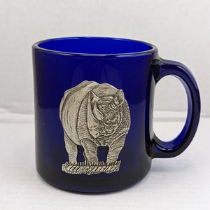 Libbey Cobalt Blue Coffee Mug Pewter Rhinoceros Keep Charging 12 oz