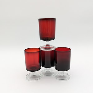 4 Ruby Red Luminarc Verrerie D&#39;Arques France Glasses