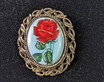 Vintage Red Flower Rose Cameo Brooch set in Gold tone Scroll