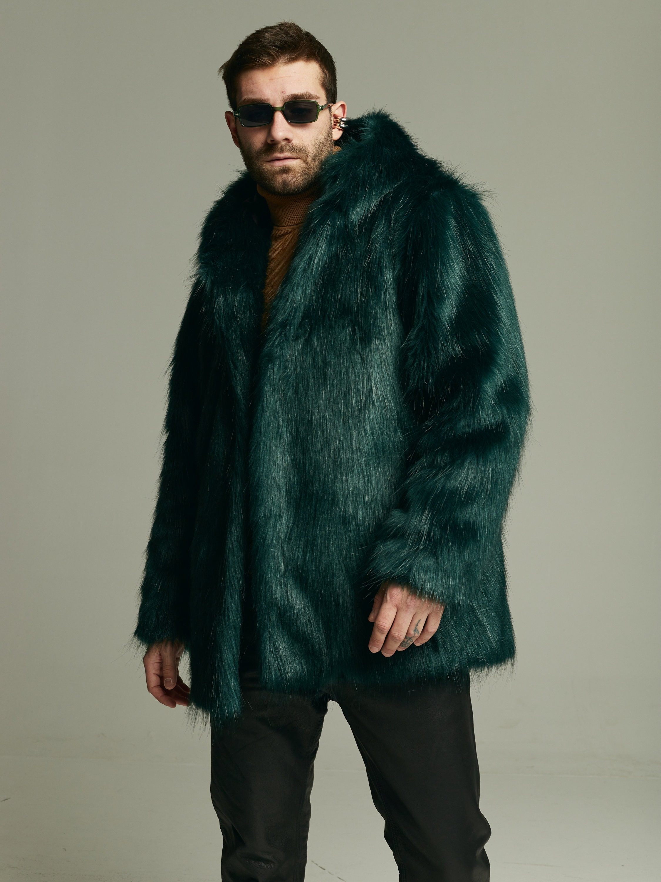 フード付きエメラルドグリーンのフェイクファージャケット / 特大