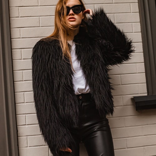 エルム shaggy jacket coat Cropped Faux Fur Llama, Women Short Black Jacket, Shaggy Coat