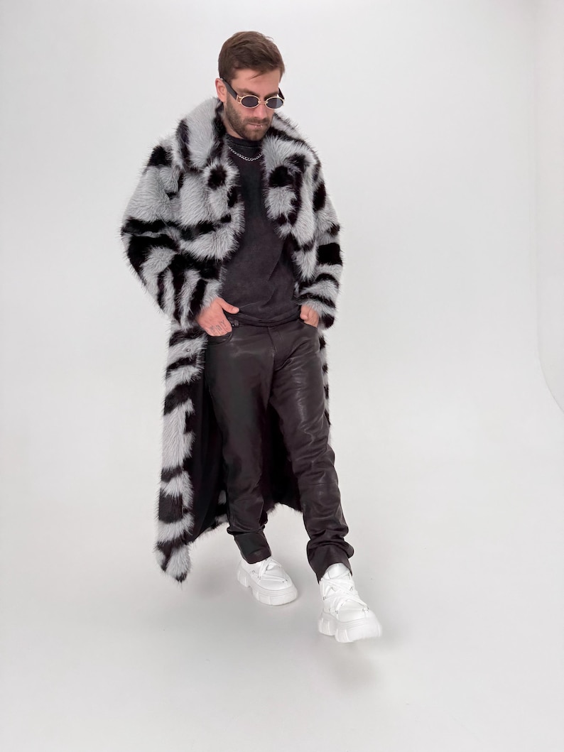 Ken Weißer Kunstpelzmantel - Lange Herren Festivaljacke Bild 8