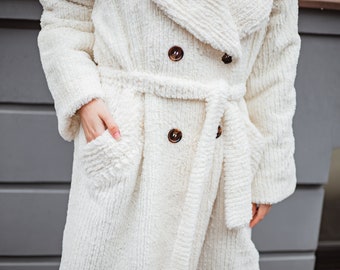 Langer weißer Kunstpelzmantel, Damen Winterjacke, Maxi Robe Mantel