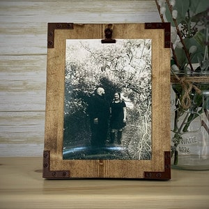 Rustic Clipboard Frame for a 5x7 Picture Frame with Rustic Clip Wood Photo Frame Farmhouse Clipboard Frame for 5x7 Photo Frame as a Gift image 1