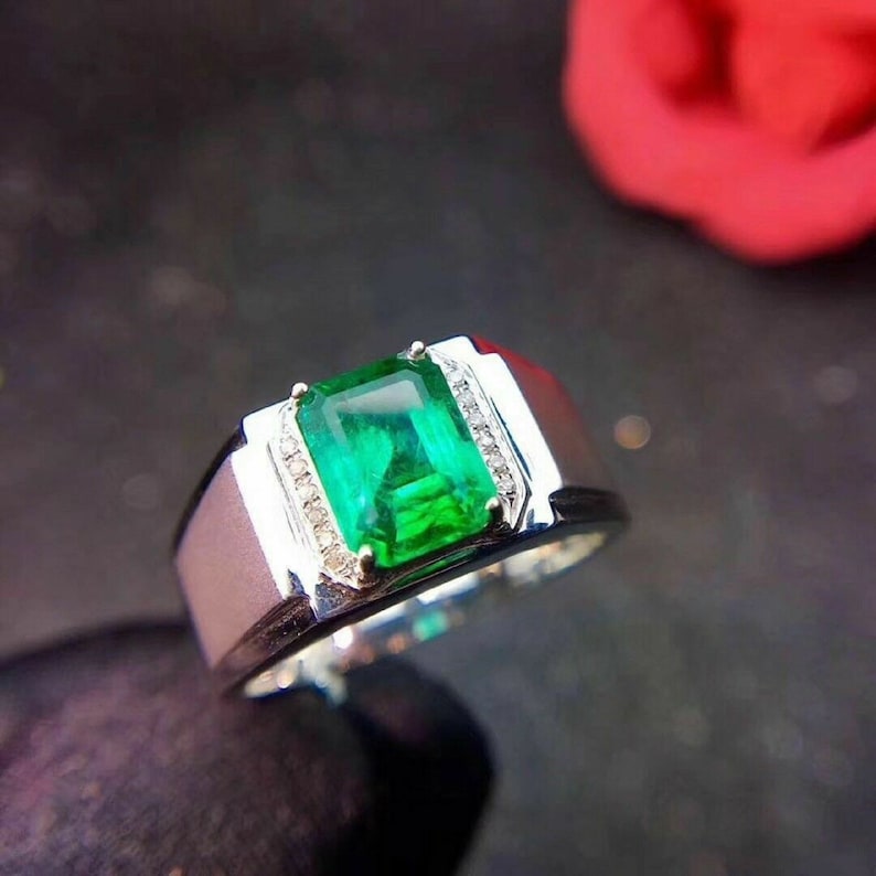 925 Sterling Silver Certified 4.50 Carat Gorgeous Natural Colombian Emerald Panna Green Gemstone Men/'s Ring