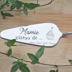 Personalisierte Kuchenschaufel aus Edelstahl zum Verschenken zum Muttertag, Oma, Mama – Hochzeitsgeschenk