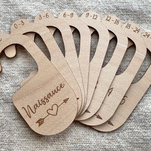 Séparateur de penderie, organisateur de penderie personnalisé pour bébé, Bois de qualité, idéal cadeau naissance, bébé