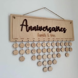Calendrier anniversaire en bois personnalisé à accrocher - Cadeau personnalisé idéal noël, anniversaire,