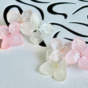 Hydrangeas stud earring flower pressed dried flower earring Hortensia resin wedding jewellery minimalist boho accessories gift for her