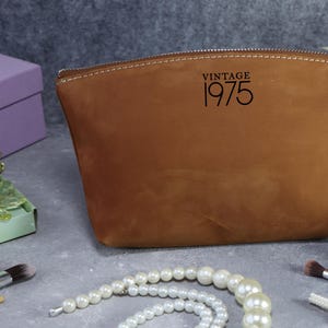 Personalized Makeup Bag,Vintage 1975 Birthday Gift for Mom,Turning 50,Leather Makeup Bag,Gift for Grandma,Travel Toiletry Bag, BFF Gift