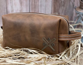 Dopp Kit for Men or Teen Boy Gifts Mens Faux Leather Toiletry Bag for College Student Graduation Gift Mens Shaving Kit for College Dorm
