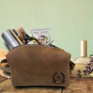 Custom Men Leather Toiletry Bag,Leather Dopp Kit For Men,Custom Toiletry Bag,Personalized Men unique Gift,Dopp Kit Travel Bag, ideas