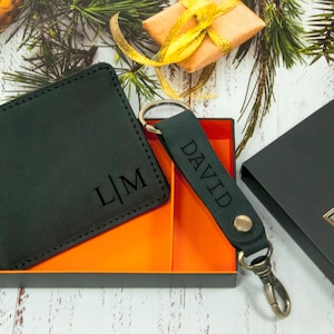 Custom Men Leather Gift Set,Personalized Leather Wallet Keychain Set, Engraved Wallet Keychain, Custom Men Wallet Keychain,Gift Box, Christm