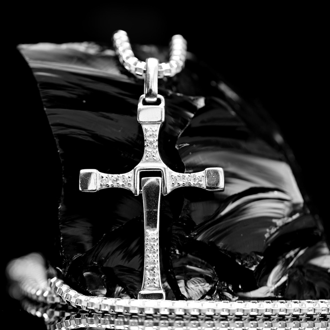 Men's Breakaway Silver Cross Pendant Necklace, Movie-inspired Faith ...