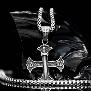 Knights Templar Cross Pendant necklace, Templar sword necklace, Crusader pendant necklace, Solid Masonic jewelry, Trendy necklace silver