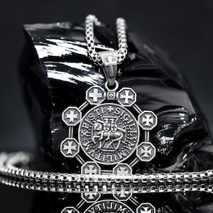 Knights Templar Pendant necklace with all Templar crosses, Crusader pendant necklace with chain, Solid Masonic jewelry, Trendy necklace