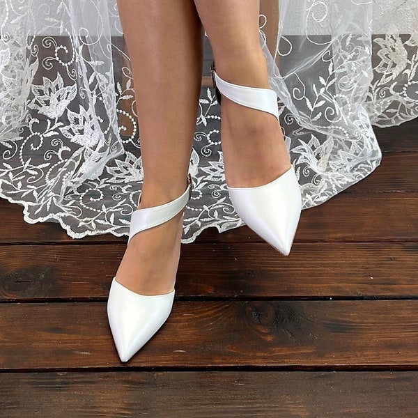 Chaussures de mariée pour femme • Sandales de mariage blanches Santorini • Chaussures de mariage à talon carré • Sandales de mariage pour mariée • 759