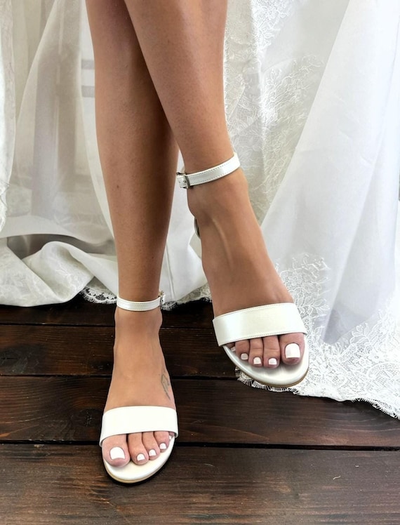 White Wedding Sandals • Bridal Flats by Santorini Sandals • White Beach  Wedding Sandals • Bridal Low Heel Flats • Wedding Shoes • 176 - Etsy