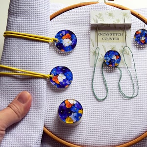 Embroidery tool kit for cross stitch 5 accessories for stitching Needle minder Magnetic keepers Cross stitch counter hopper Parking bobbin