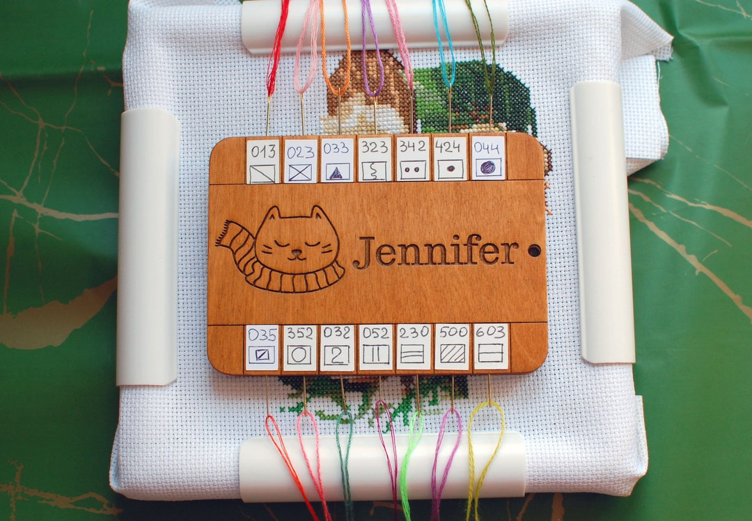 Cross Stitch Floss Organizer Thread Storage Embroidery Tool Cat Cross