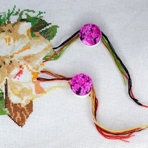 Magnetic Parking Bobbins for Cross Stitch Floss Embroidery Thread Organizer - Set of 2 Dariamakes