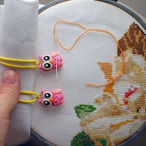 Keeper for cross stitch fabric Cross Stitch Clip Fabric huggers for qsnap hoop magnetic needle minder for embroidery Magnetic Fabric clips