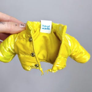 Doudoune citron pour poupée Blythe à l'échelle 1/6