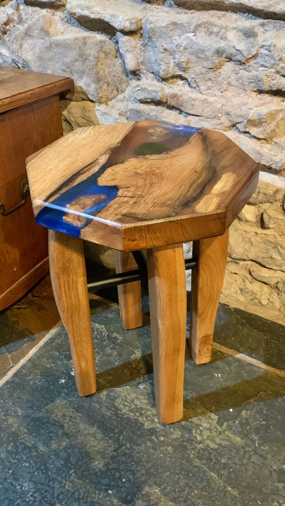 outdoor resin stools