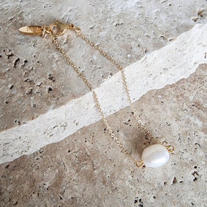 Isabel - Pearl and 18k gold plated necklace, Bridal Pearl necklace, Wedding necklace