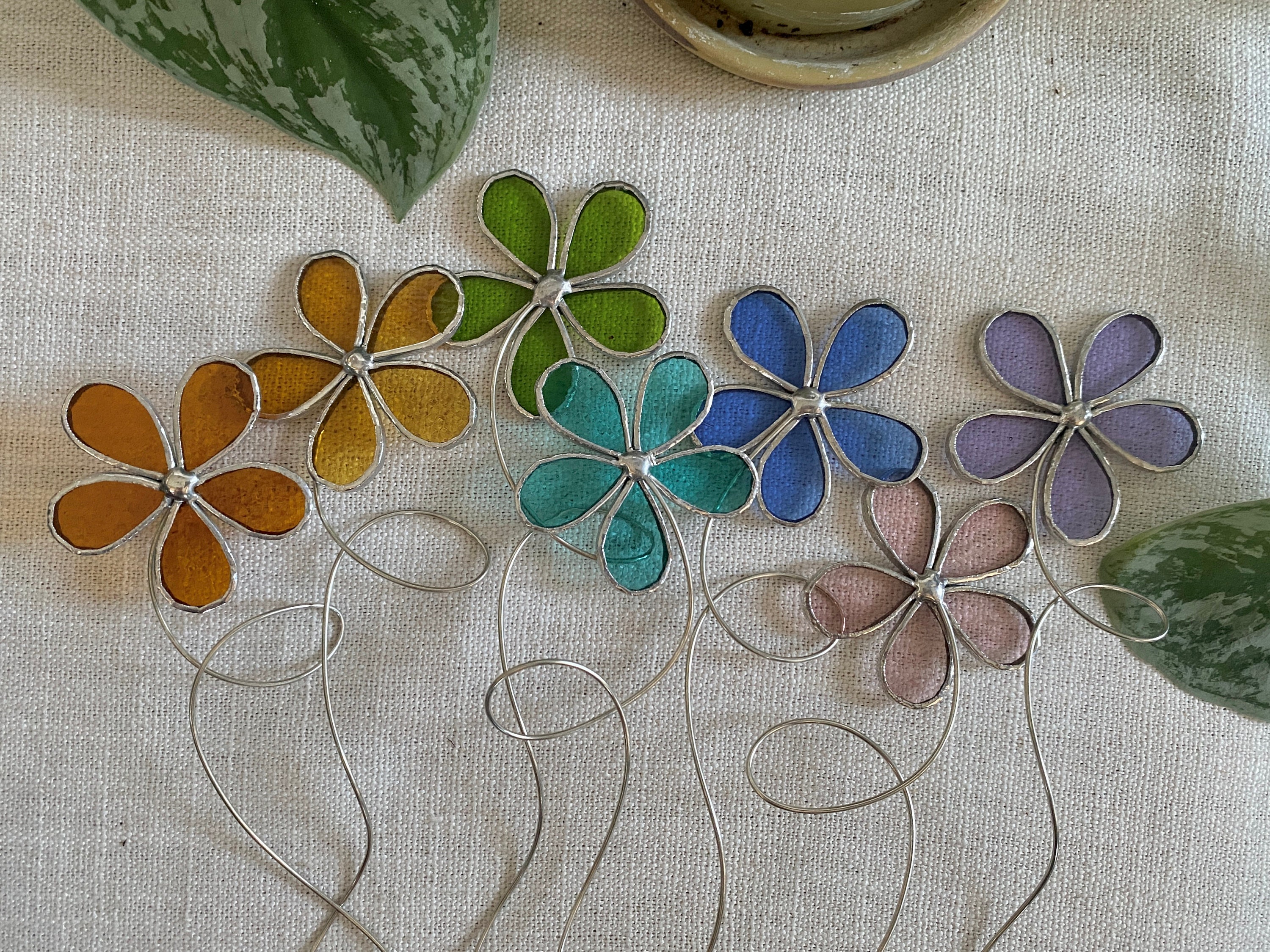Stained Glass Flower Plant Stake: Whimsical Indoor Garden Decor