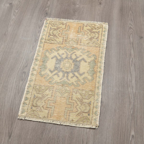 Turkish Door Mat Rug,Vintage Rug,Door Mat Rug,Vintage Small Rug,Oushak Door Mat Rug,Bathroom Rug,Oushak Small Rug,Wool Rug,Mini Rug,O-615