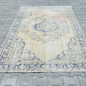 5x8 Area rug,5x8 Kids rug,5x8 Oushak rug,5x8 Turkish rug,Handwoven rug,Neutral rug,Oushak area rug,Turkish vintage rug,Faded wool rug,S-2524