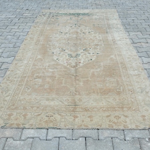 5x11 Rug,5x11 Turkish Rug,5x11 Oushak Rug,Handmade Rug,Neutral Rug,Anatolian Rug,Faded Area Rug,Living Room Rug,Oushak Area Rug,A-1604