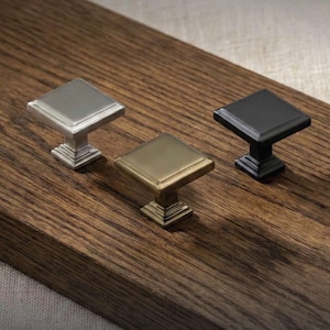 Vintage Bronze High Quality Square Knob for Dressers, Aged Yellow Handle for Kitchen Cabinets, Retro Furniture Hardware, Pulls for Drawers