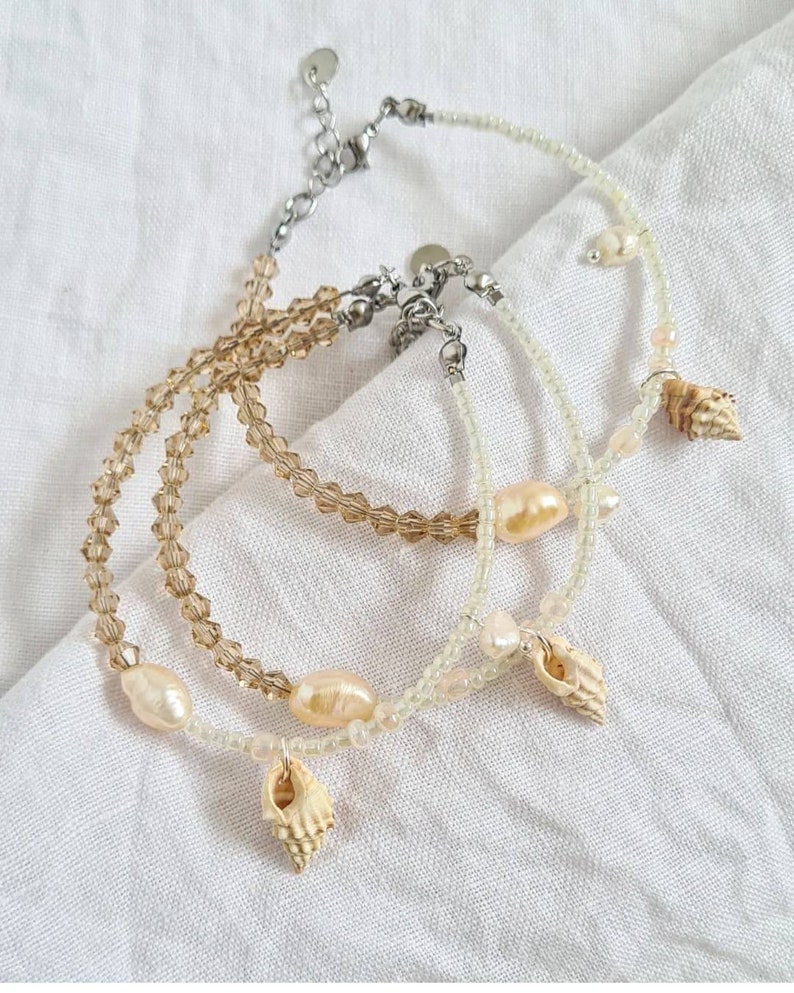 Beige Pearl and Corwie Bracelet beaded accesories image 9