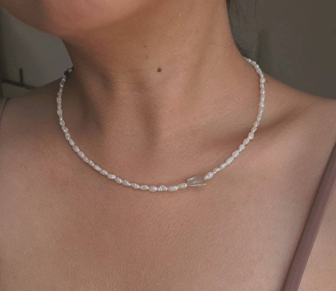 Vintage Gold Tone Mother-of-Pearl Necklace