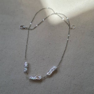 Irregular Pearl Necklace image 2